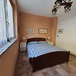 Residenza La Cascata * Калольциокорте