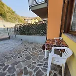 Residenza La Cascata Апартаменты Калольциокорте