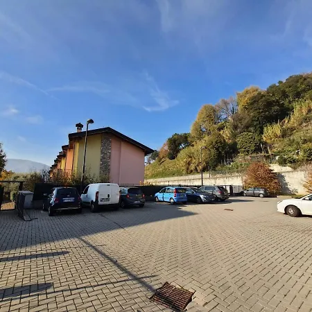 Residenza La Cascata קאלולציוקורטה