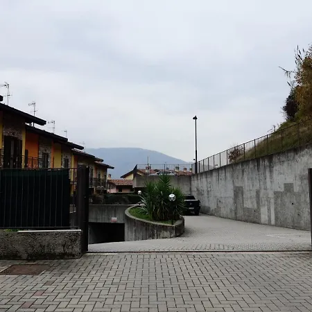 Residenza La Cascata Апартаменты *