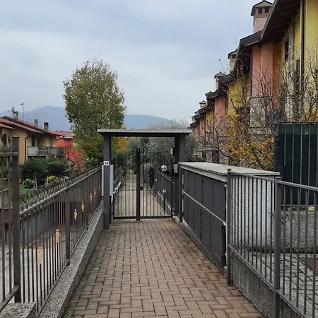 Апартаменты Residenza La Cascata Калольциокорте